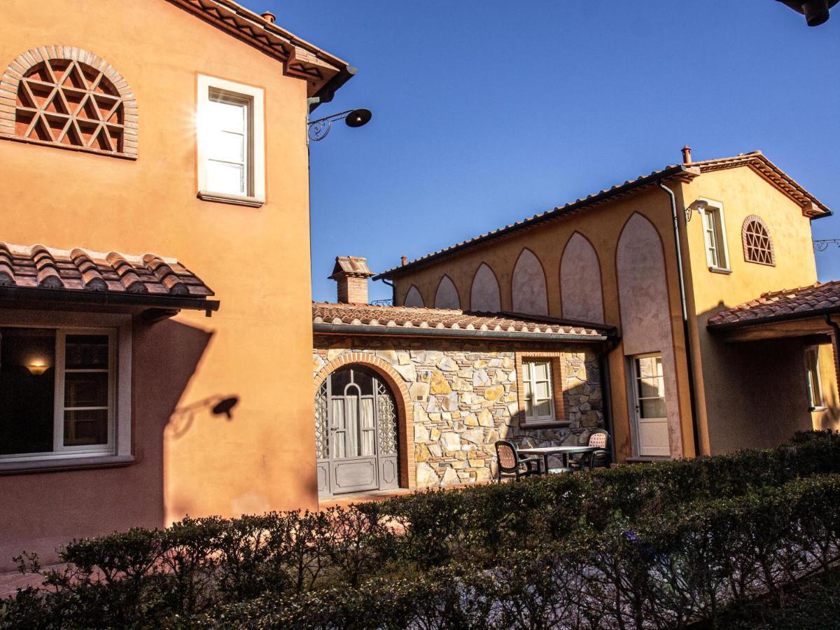 Apartments In Residence With Swimming Pool In Monteverdi Marittimo Esterno foto