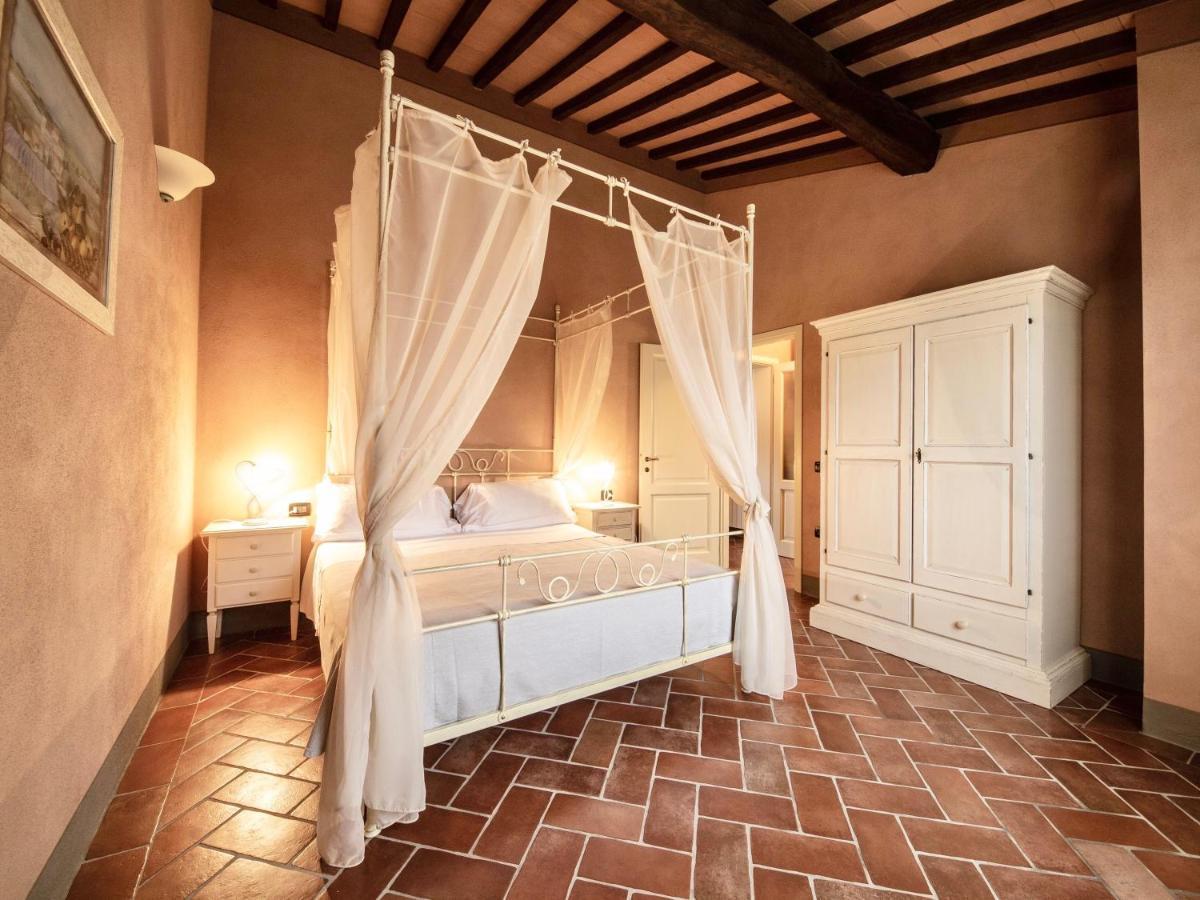 Apartments In Residence With Swimming Pool In Monteverdi Marittimo Esterno foto