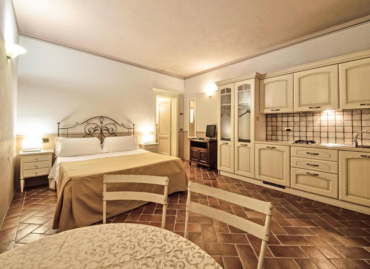 Apartments In Residence With Swimming Pool In Monteverdi Marittimo Esterno foto