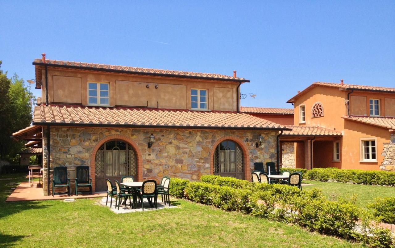Apartments In Residence With Swimming Pool In Monteverdi Marittimo Esterno foto